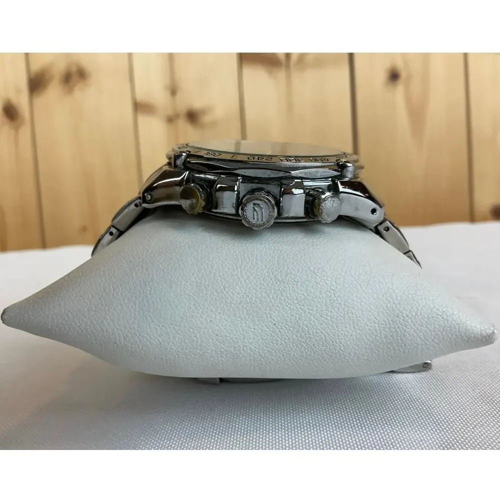 Pre-Owned Men's Edifice Casio Watch, Silver- Needs a battery